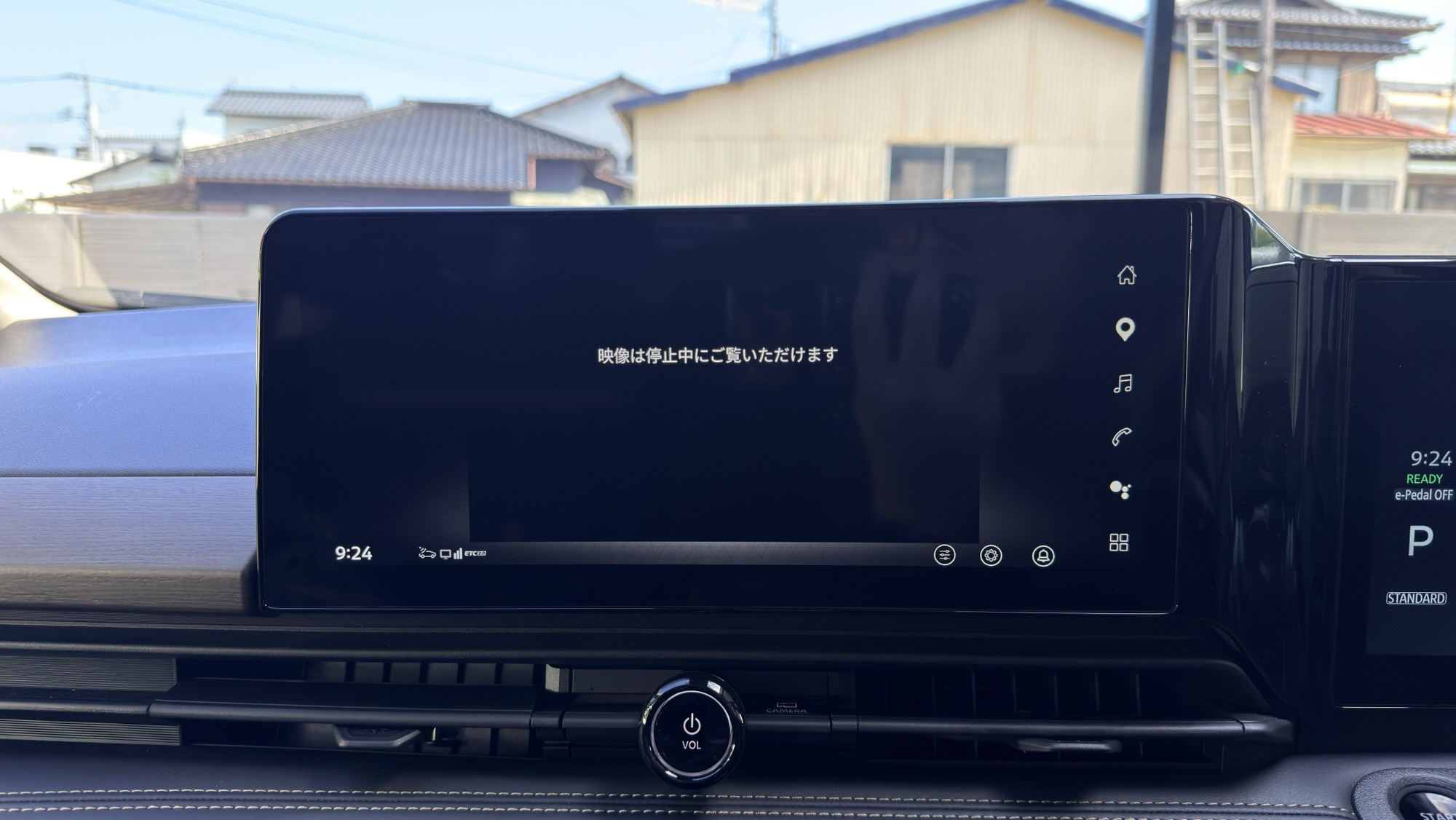 日産 セレナ｜テレビキャンセラー取付